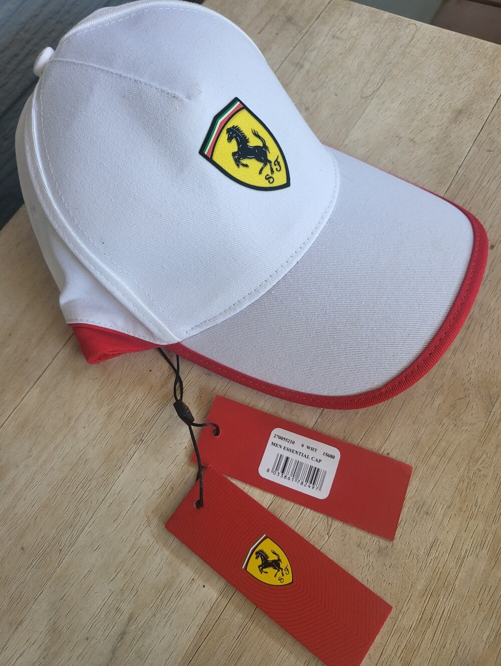 Ferrari Cap 2018 F1 Grand Prix Suzuka Paddock Club Souvenir Size